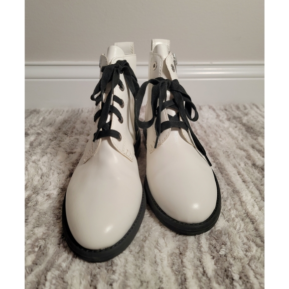 Abound Ankle White Boots with Black Laces and Soles - Picture 2 of 5